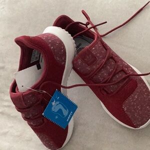 BOYS NEW WITHOUT TAG ADIDAS ORTHLITE ADIFIT BURGUNDY AND WHITE SNEAKERS SIZE 3!